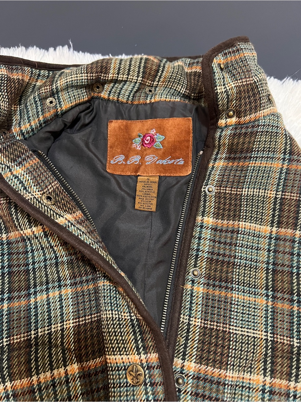 BB Dakota Classic Academia Plaid Quilted Vest- XS/S - Picture 13 of 15